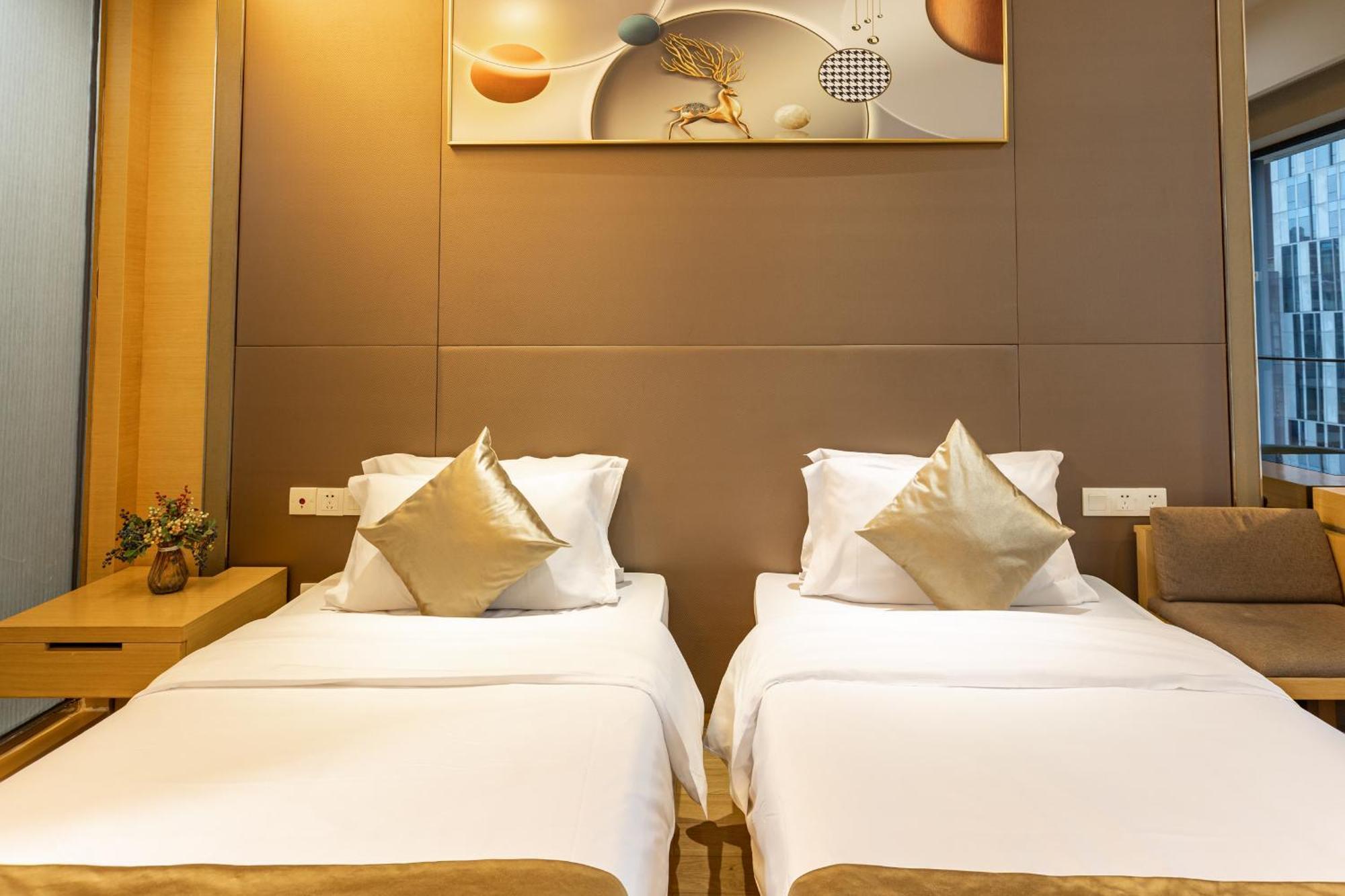 Guangzhou Xing Yi International Apartment - Poly World Branch Exterior photo